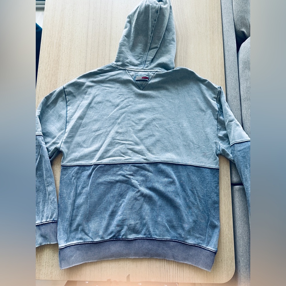 Tommy Hilfiger Denim Hoodie Mens Large Blue Faded EUC - Picture 2 of 8